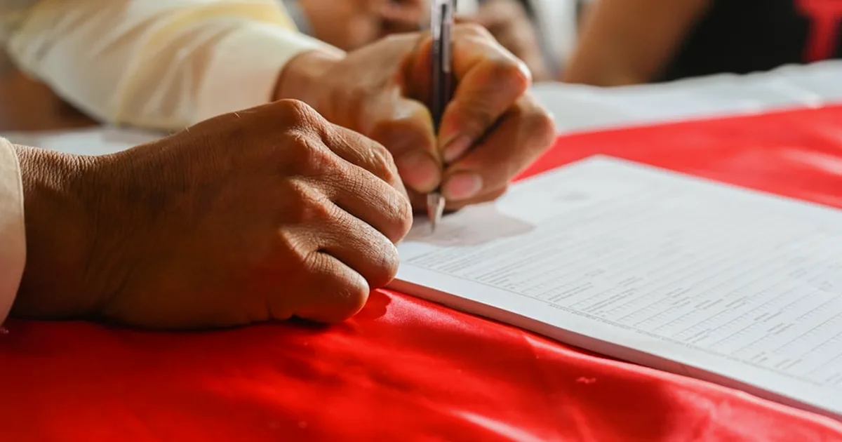 La salida de la licencia se negocia antes de usar la marca
