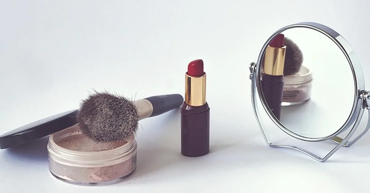 Registrar la marca no autoriza a vender cosméticos